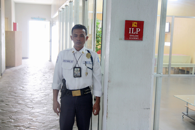 杜威遊學 ILP 24小時宿舍安全警衛