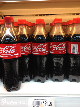 Coka Cola 可口可樂 500ml P21.95 (約台幣 NT$15) 
